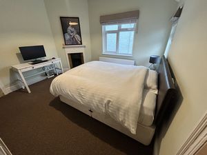 Photo 31- click for photo gallery